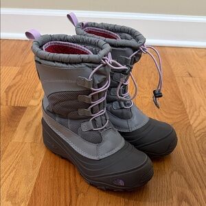 The North Face Kids' Gray and Purple Snow Boots